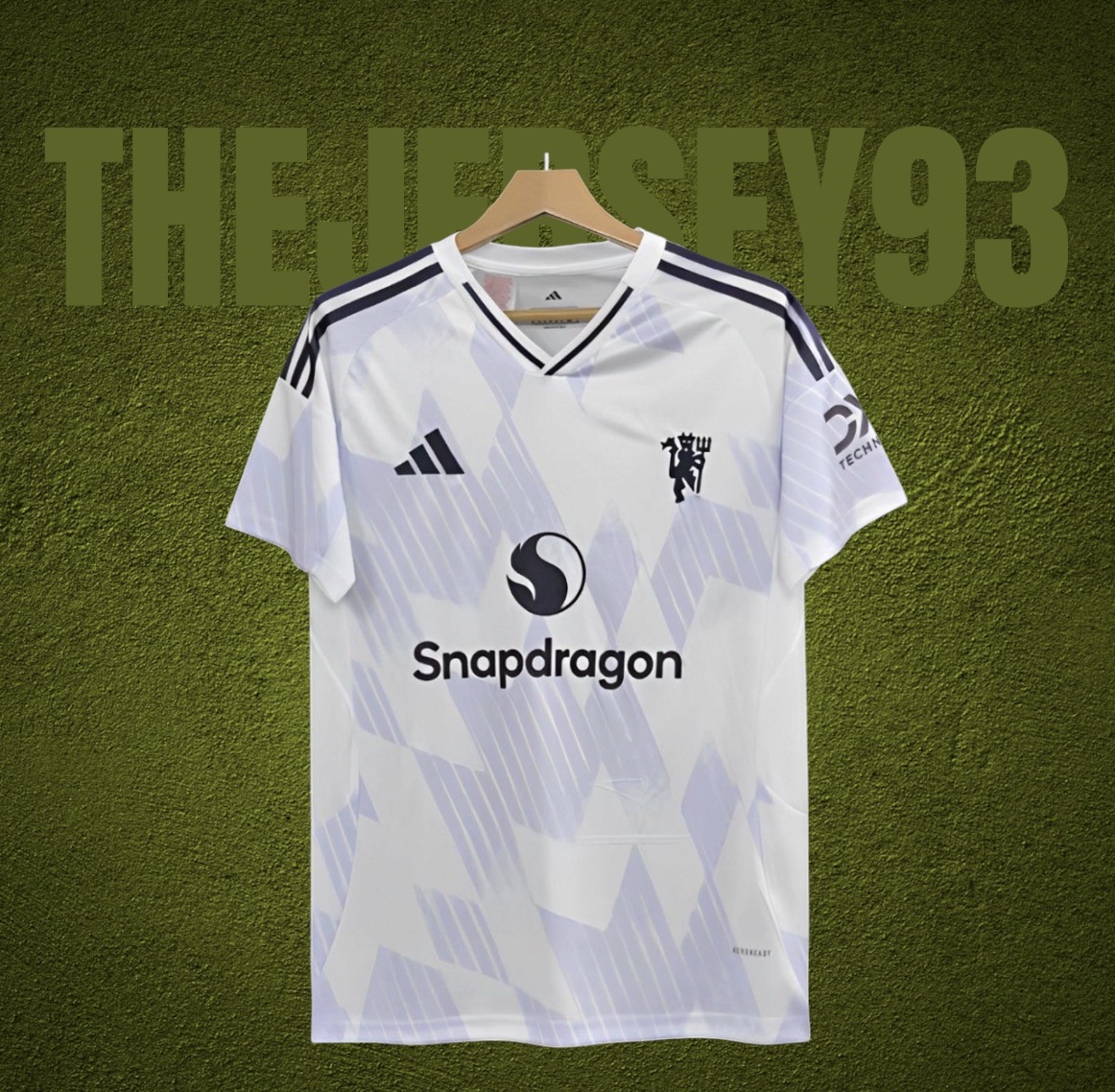 Manchester united away fan 2025